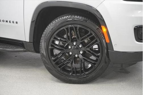 2024 Jeep Wagoneer Series II Carbide 4x4