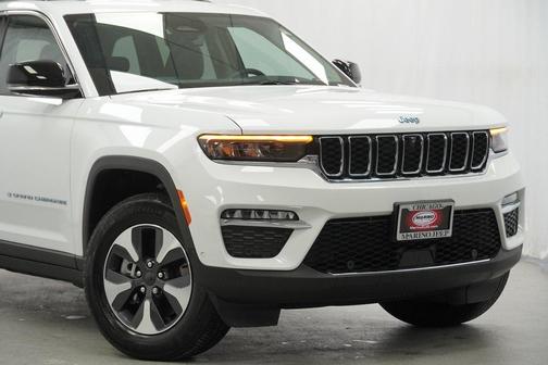 2022 Jeep Grand Cherokee 4xe Base