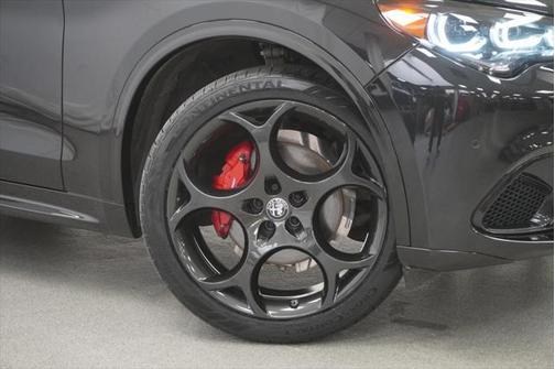 2024 Alfa Romeo Stelvio Veloce AWD