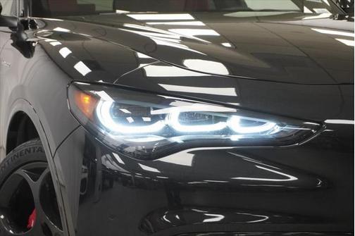 2024 Alfa Romeo Stelvio Veloce AWD