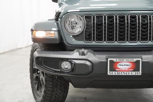 2025 Jeep Gladiator Nighthawk