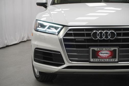 Ibis White 2019 Audi Q5 2.0T Premium Plus