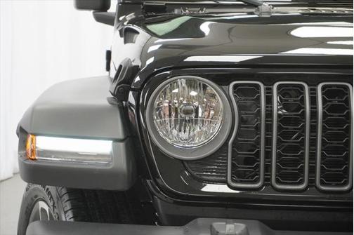 2025 Jeep Wrangler 4xe Sport S