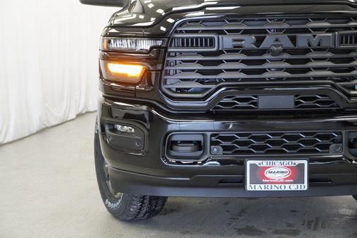 2026 RAM 2500 Black Express Crew Cab 4x4 6'4' Box