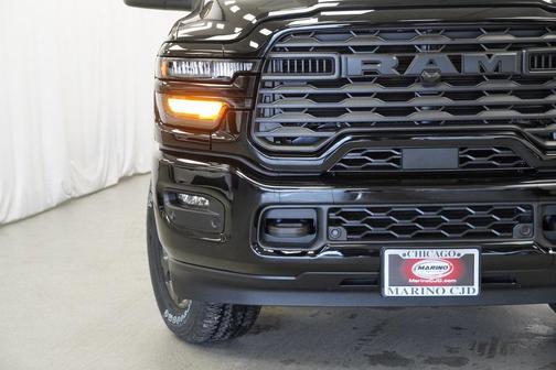 2026 RAM 2500 Black Express Crew Cab 4x4 6'4' Box