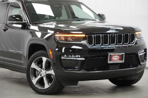 2022 Jeep Grand Cherokee 4xe Base