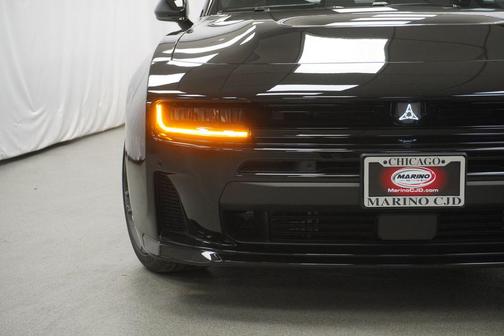 Diamond Black Crystal Pearlcoat 2026 Dodge Charger R/T Scat Pack