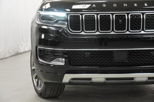 2024 Jeep Wagoneer L Series III 4x4