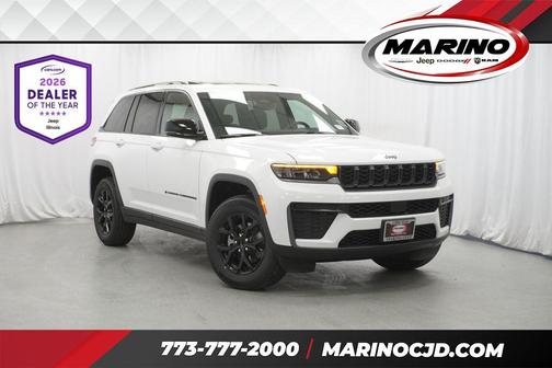 Bright White Clearcoat 2026 Jeep Grand Cherokee Altitude