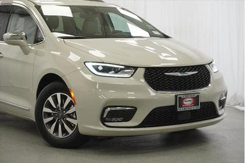 2021 Chrysler Pacifica Hybrid Limited