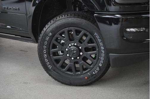 2025 RAM 2500 Limited Mega Cab 4x4 6'4' Box