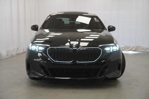 Black Sapphire Metallic 2024 BMW 540 xDrive