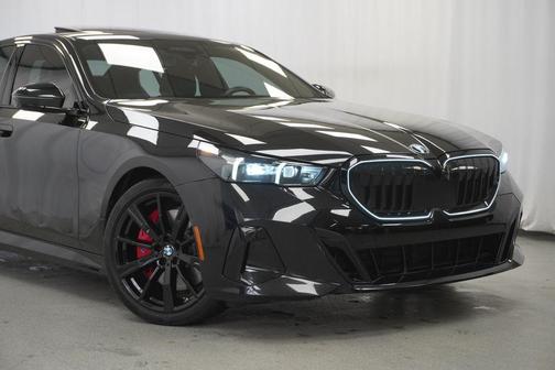 Black Sapphire Metallic 2024 BMW 540 xDrive