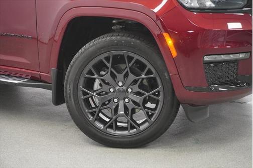 2024 Jeep Grand Cherokee L Summit