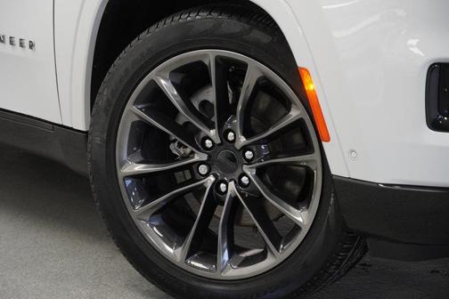 2025 Jeep Grand Wagoneer Series II 4x4