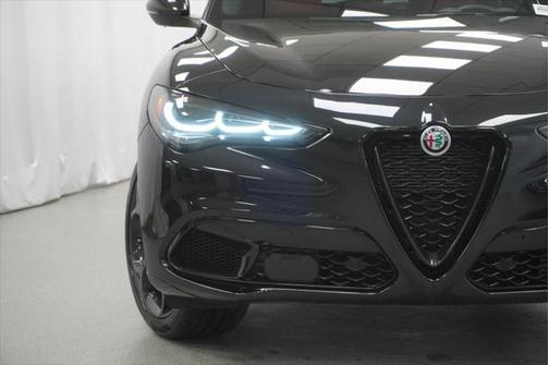 2024 Alfa Romeo Stelvio Veloce AWD