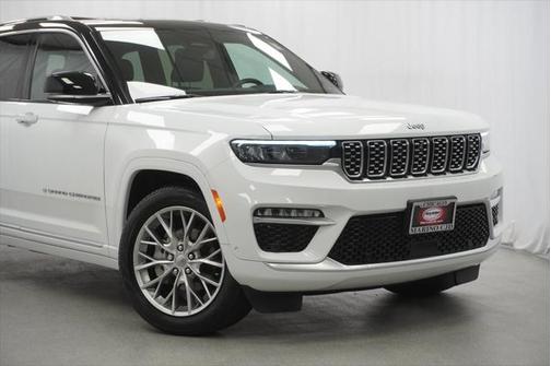 2023 Jeep Grand Cherokee Summit