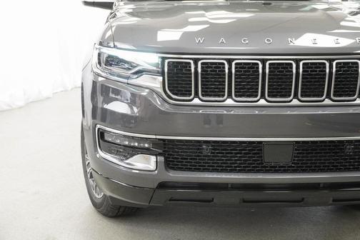 2024 Jeep Wagoneer Base