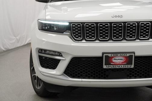 2025 Jeep Grand Cherokee Summit