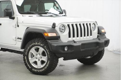 2022 Jeep Wrangler Sport S