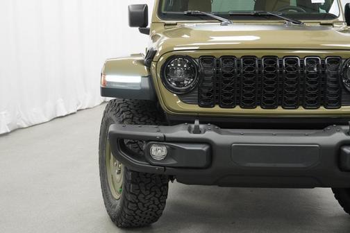 2025 Jeep Wrangler 4xe Willys