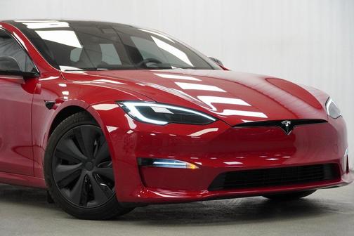 2022 Tesla Model S Base