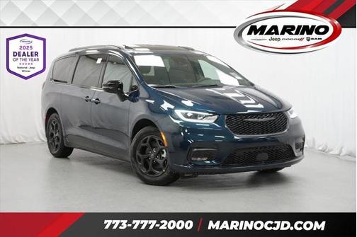 2025 Chrysler Pacifica Hybrid Premium S Appearance Pkg