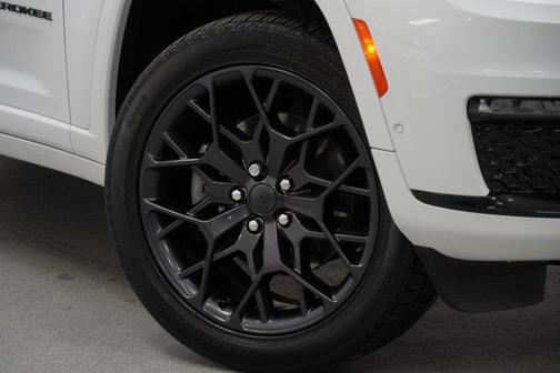 2024 Jeep Grand Cherokee L Summit Reserve