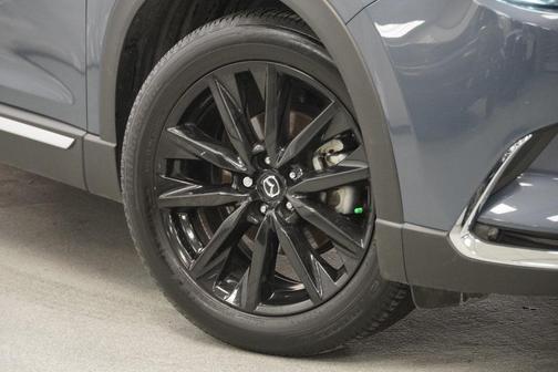 2022 Mazda CX-9 Carbon Edition