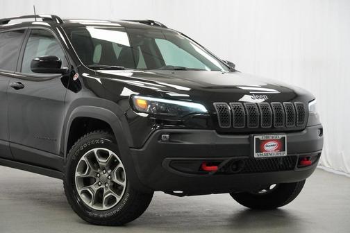 2022 Jeep Cherokee Trailhawk
