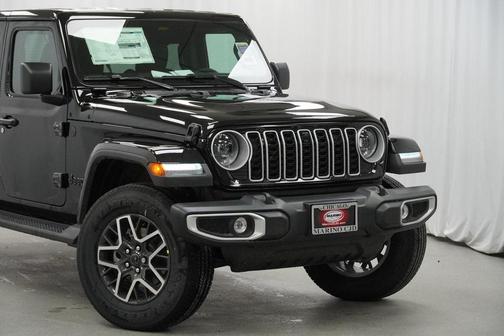 2026 Jeep Wrangler 4-Door Sahara 4x4