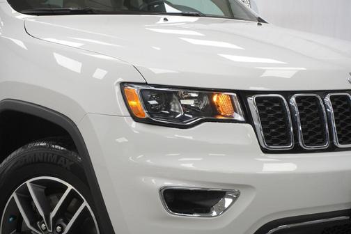 Bright White Clearcoat 2021 Jeep Grand Cherokee Limited