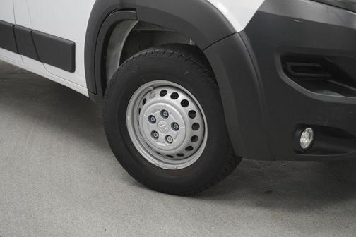 Bright White Clearcoat 2025 RAM ProMaster 2500 Tradesman