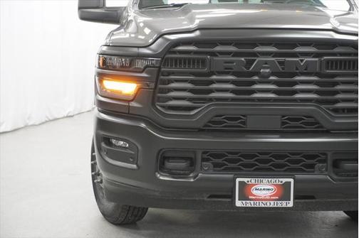 2025 RAM 3500 Tradesman Crew Cab 4x4 8' Box