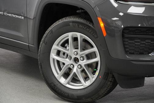 2026 Jeep Grand Cherokee Altitude