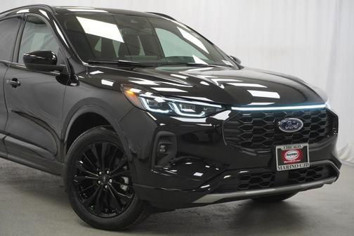 AGATE BLACK METALLIC 2025 Ford Escape ST-Line Elite