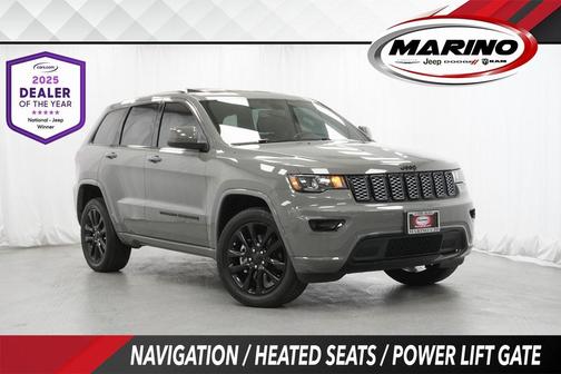 2022 Jeep Grand Cherokee Laredo