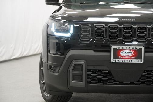 2026 Jeep Cherokee Overland