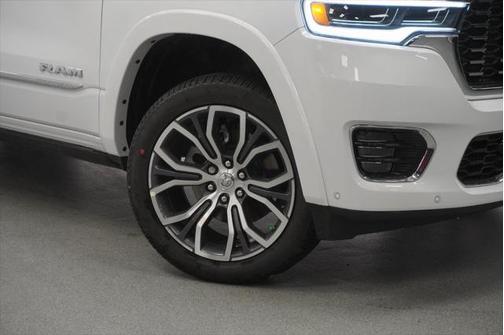 2025 RAM 1500 ST