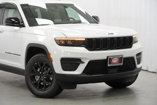 2025 Jeep Grand Cherokee Altitude
