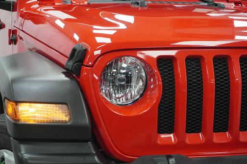 2022 Jeep Wrangler Unlimited Sport