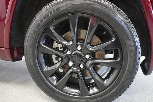 Velvet Red Pearlcoat 2021 Jeep Grand Cherokee Laredo