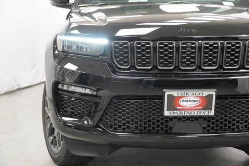 2025 Jeep Grand Cherokee Summit