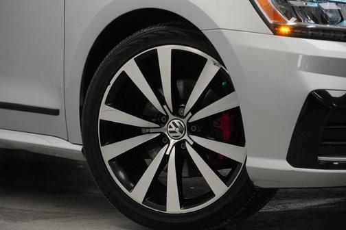 2018 Volkswagen Passat 3.6L V6 GT