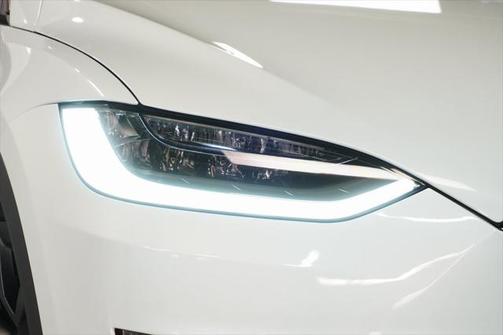 2022 Tesla Model X Plaid Tri Motor All-Wheel Drive