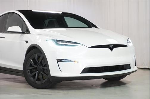 2022 Tesla Model X Plaid Tri Motor All-Wheel Drive