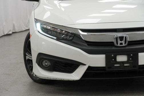 2018 Honda Civic Touring