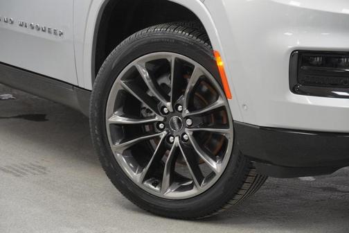 2024 Jeep Grand Wagoneer L Series II 4x4