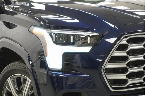 2023 Toyota Sequoia Base
