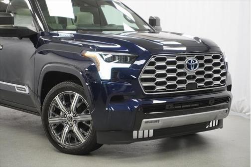 2023 Toyota Sequoia Base